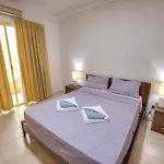 Large Seafront 3 Bedroom Apartment In The Heart Of Sliema - Mmai1-2