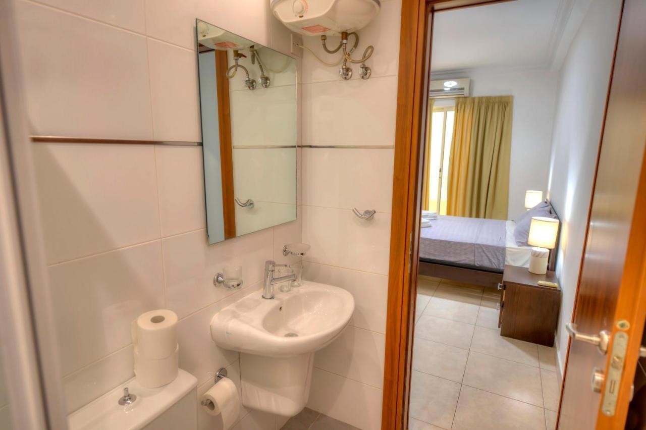 Large Seafront 3 Bedroom In The Heart Of - Mmai1-2 Sliema