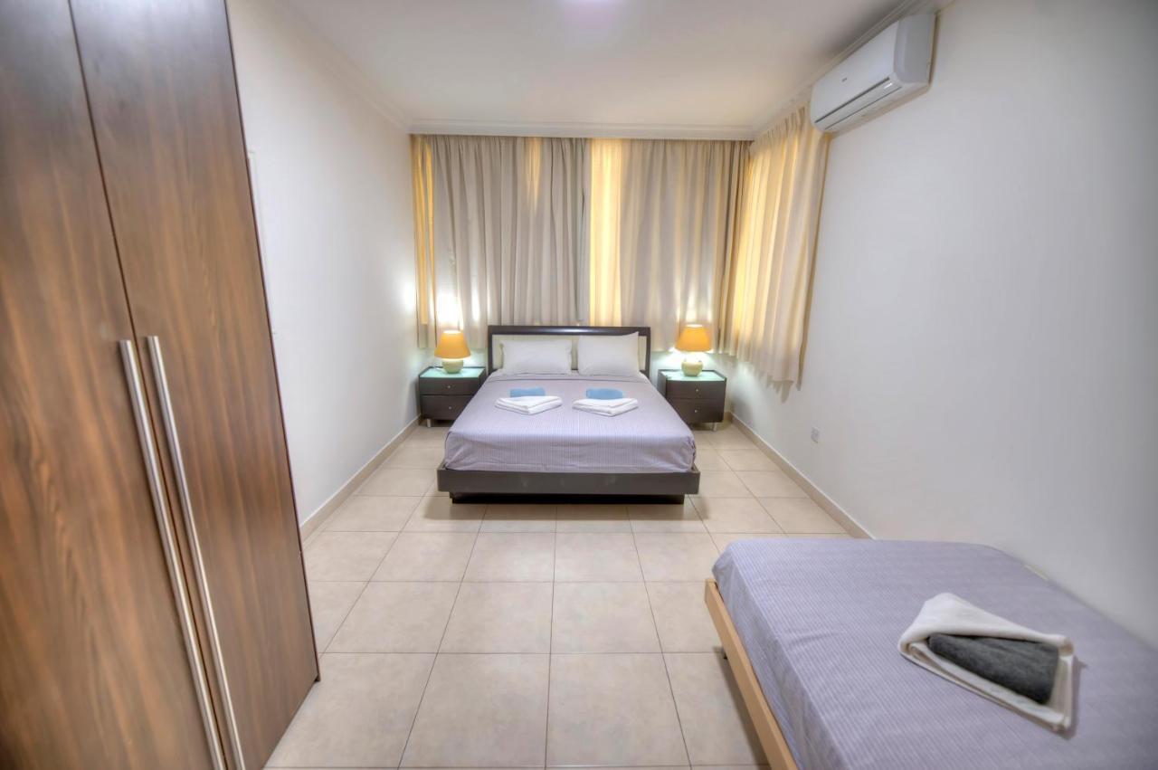 Large Seafront 3 Bedroom In The Heart Of - Mmai1-2 Sliema