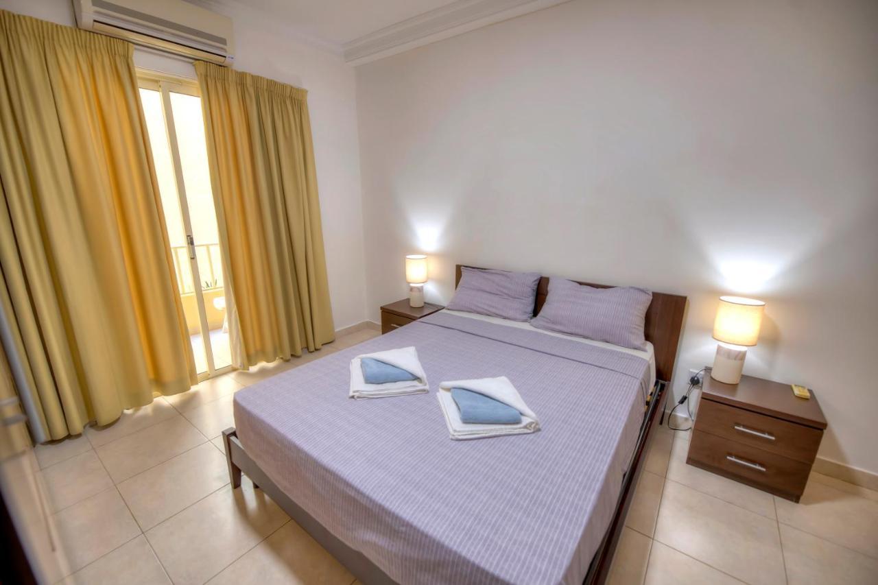 Large Seafront 3 Bedroom In The Heart Of - Mmai1-2 * Sliema